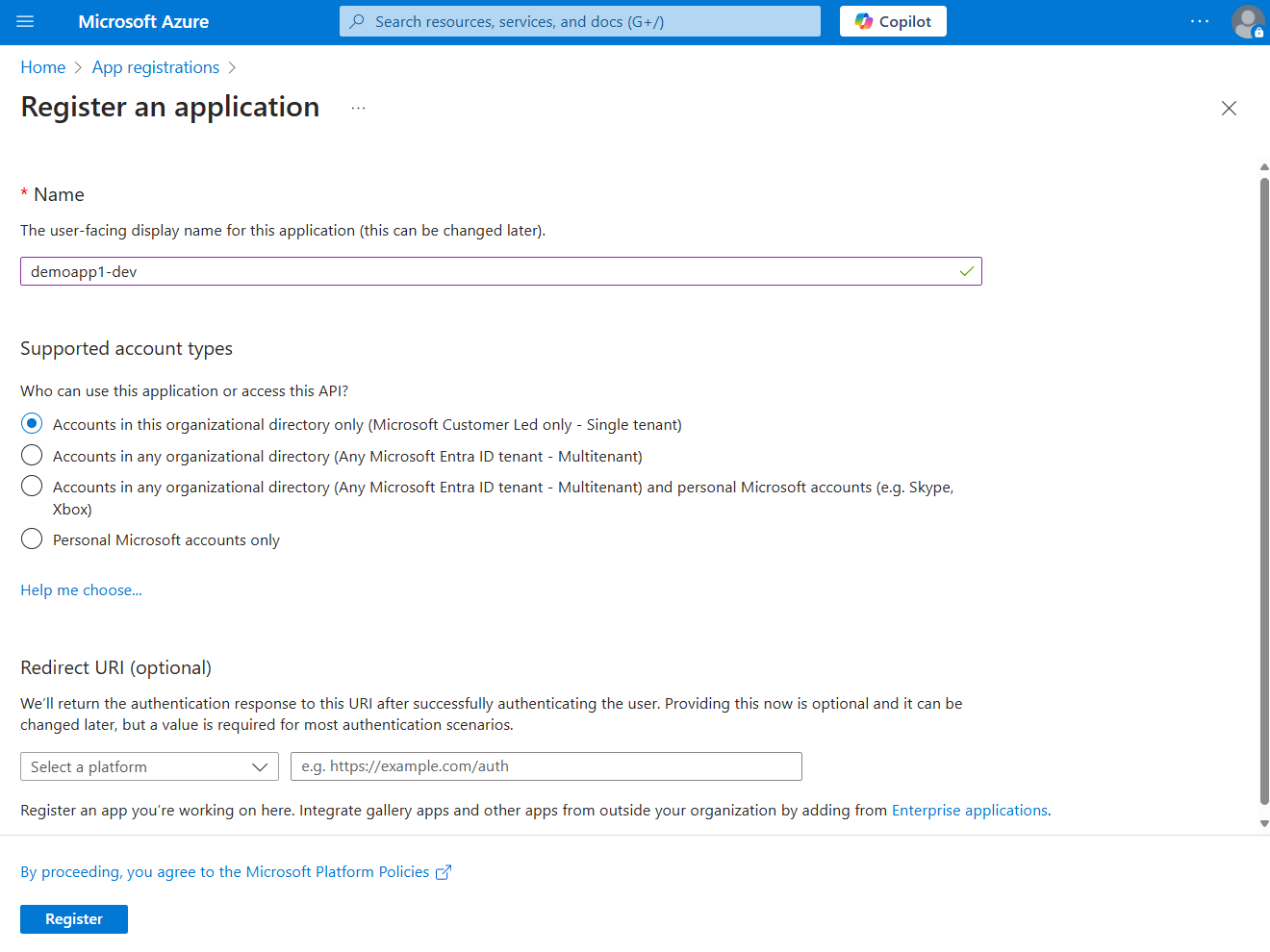 Ein Screenshot, der zeigt, wie Sie eine App-Registrierung im Azure-Portal erstellen.