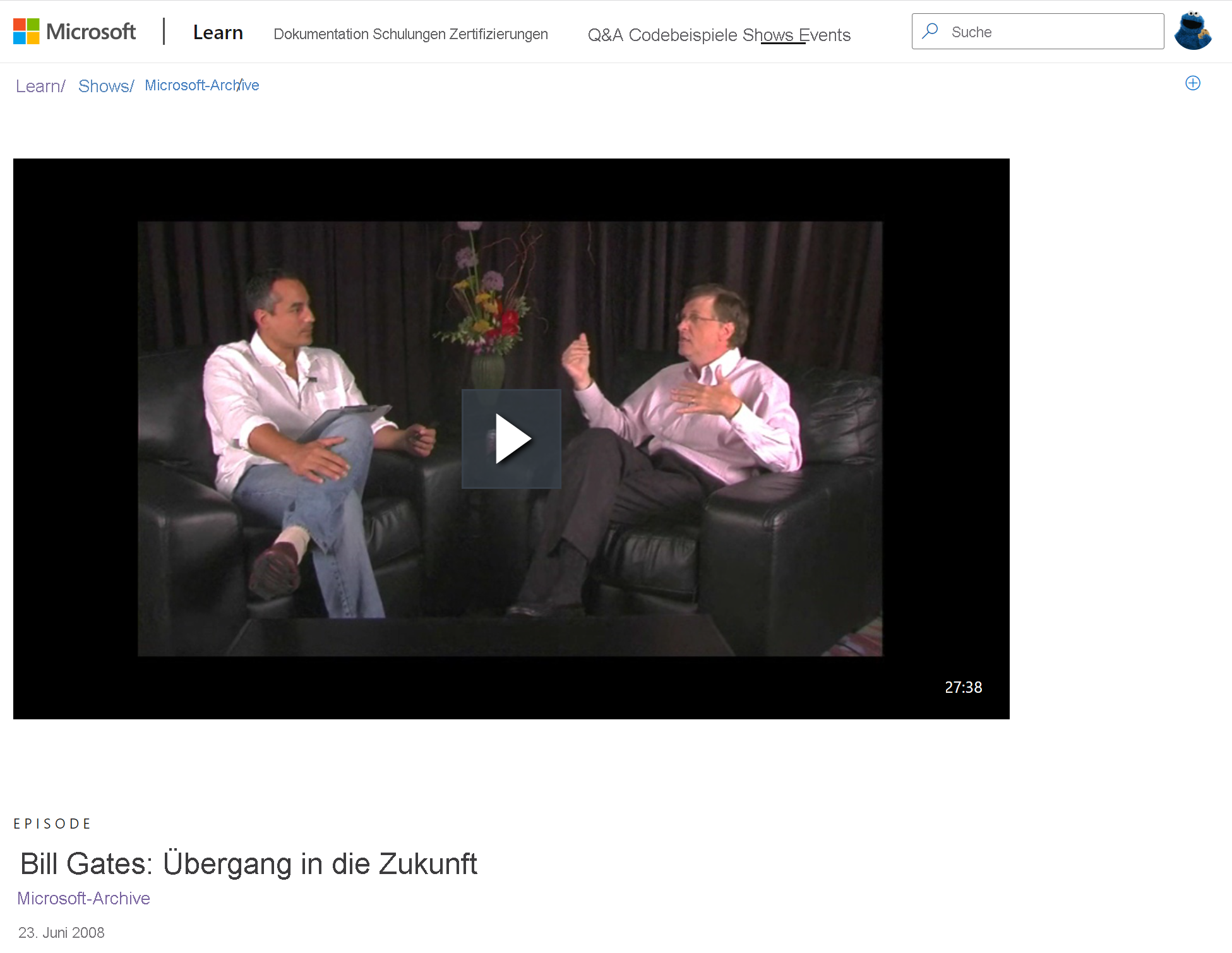 Screenshot einer Episode aus den MS Archives zeigt, wo Bill Gates über den Übergang in die Zukunft spricht