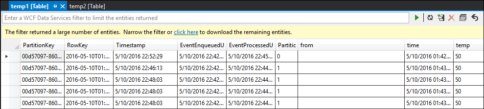 Captura de pantalla de la tabla temp1 que muestra resultados intermedios de JOIN de la consulta Stream Analytics.