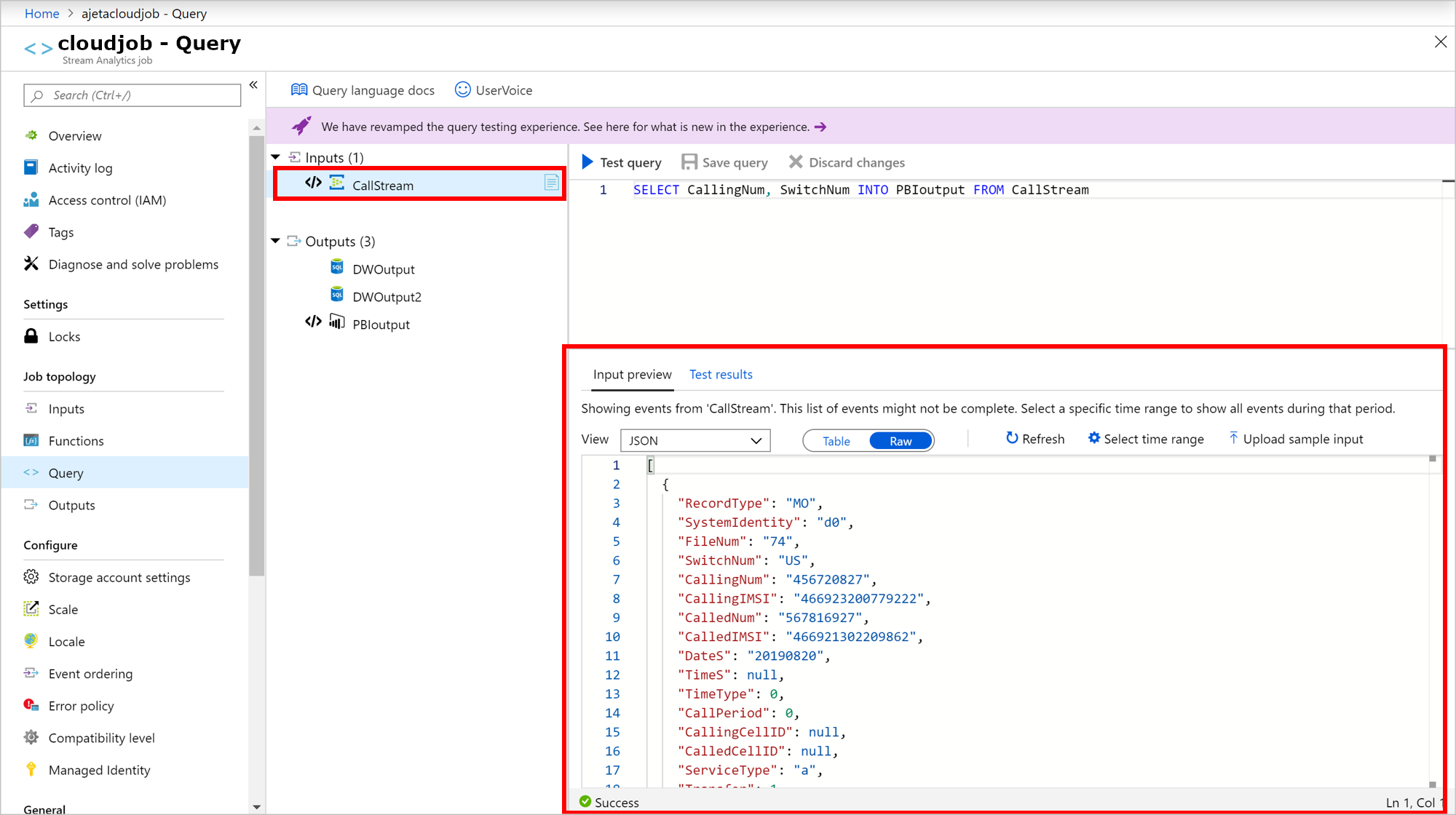Schermata dei dati di input di esempio di Analisi di flusso di Azure visualizzati in formato JSON grezzo.