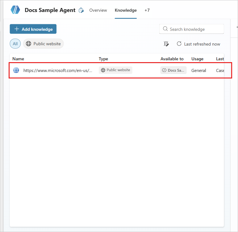 Screenshot della pagina Knowledge in Copilot Studio che mostra la nuova fonte di conoscenza pubblica del sito web nella lista con lo stato Pronto.