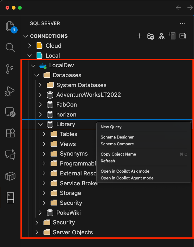 Screenshot che mostra il menu di scelta rapida del database, selezionando l'opzione Chat with this database (Chat with this database).