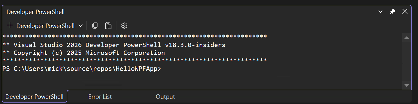 複数のタブを示す Visual Studio ターミナル ウィンドウのスクリーンショット。