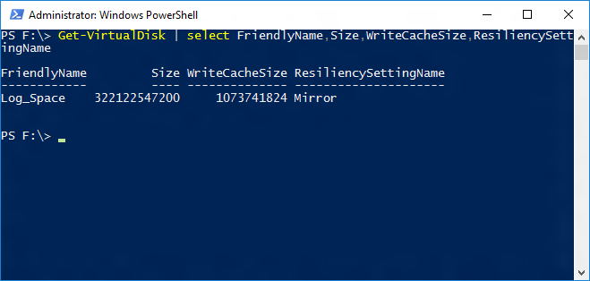 Zrzut ekranu przedstawiający okno programu Windows PowerShell z danymi wyjściowymi polecenia cmdlet Get-VirtualDisk.