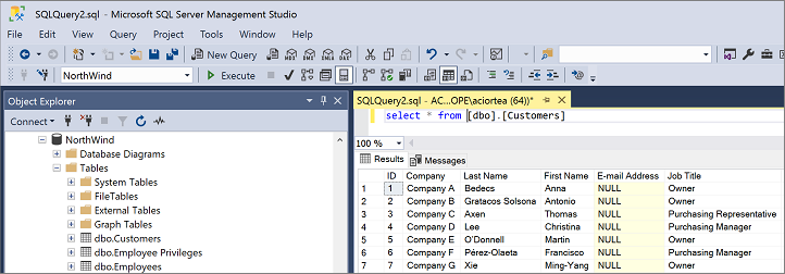 Zrzut ekranu przedstawiający walidację w programie SQL Server Management Studio.