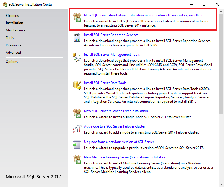 Screenshot que mostra a opção de criar uma instalação autônoma SQL Server ou adicionar recursos a uma instalação existente.