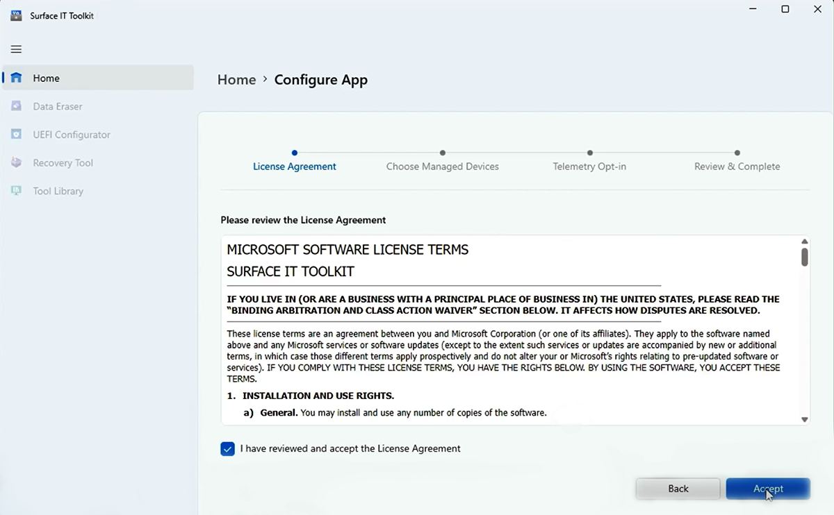 Captura de tela do contrato de licença do Surface IT Toolkit.