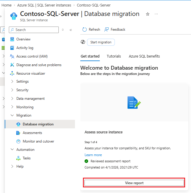 Captura de ecrã que mostra o painel de migração da base de dados para a instância SQL Server no portal Azure, com Ver relatório destacado.
