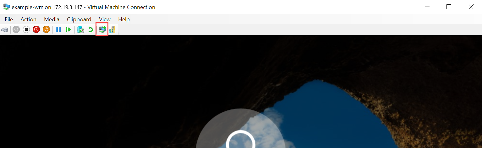 Screenshot do VMConnect. Na barra de ferramentas, é realçado um ícone que indica se o modo de sessão avançado está ativado.