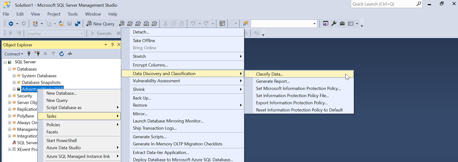 Skärmdump som visar SSMS Objektexplorer med uppgifter > Dataidentifiering och Klassificering > Klassificera data... valda.